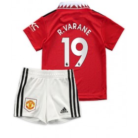 Baby Fußballbekleidung Manchester United Raphael Varane #19 Heimtrikot 2022-23 Kurzarm (+ kurze hosen)